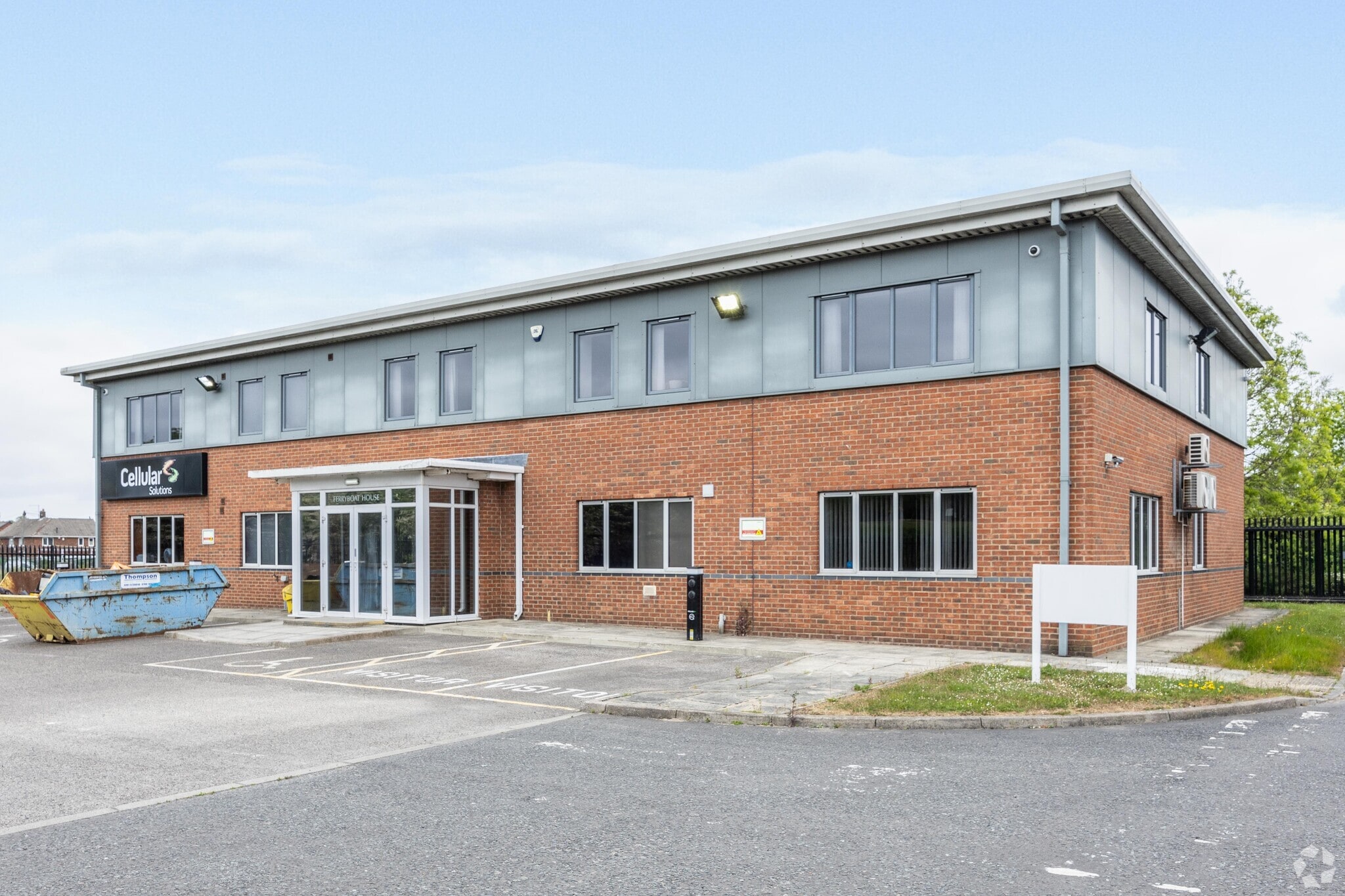 Ferryboat Ln, Sunderland to rent Primary Photo- Image 1 of 3