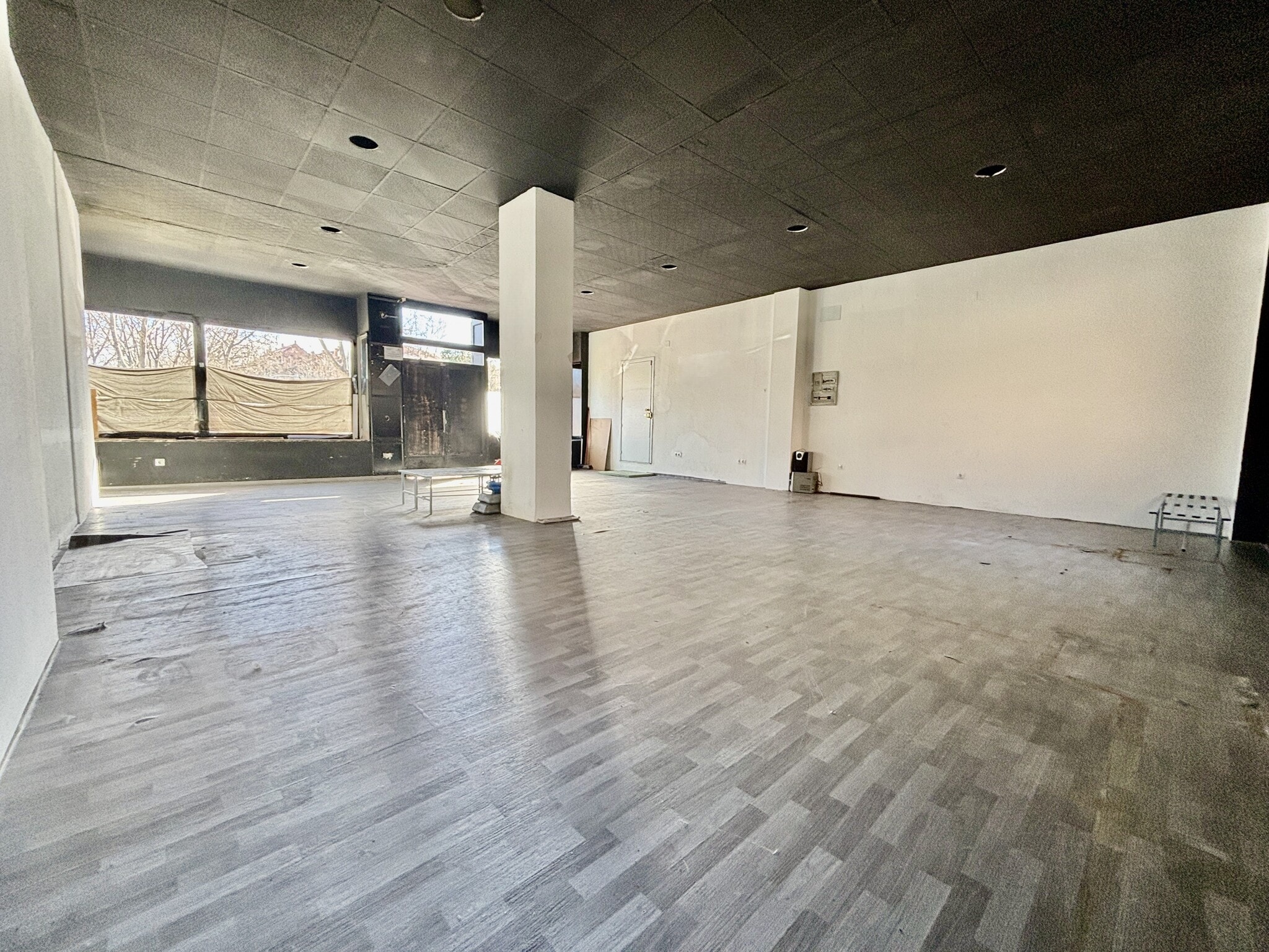 Retail in Madrid, Madrid to rent Floor Plan- Image 1 of 3