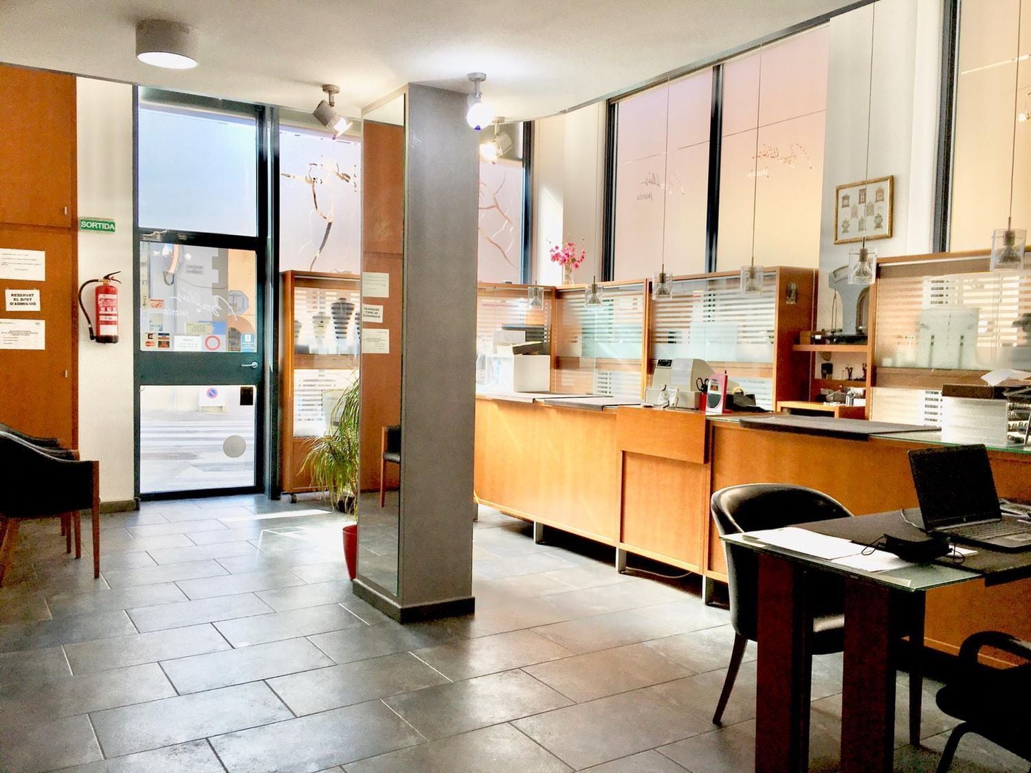 Retail in Granollers, Barcelona to rent Interior Photo- Image 1 of 12