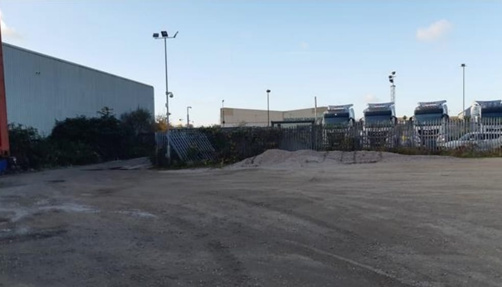 Crittall Rd, Witham to rent - Primary Photo - Image 1 of 7