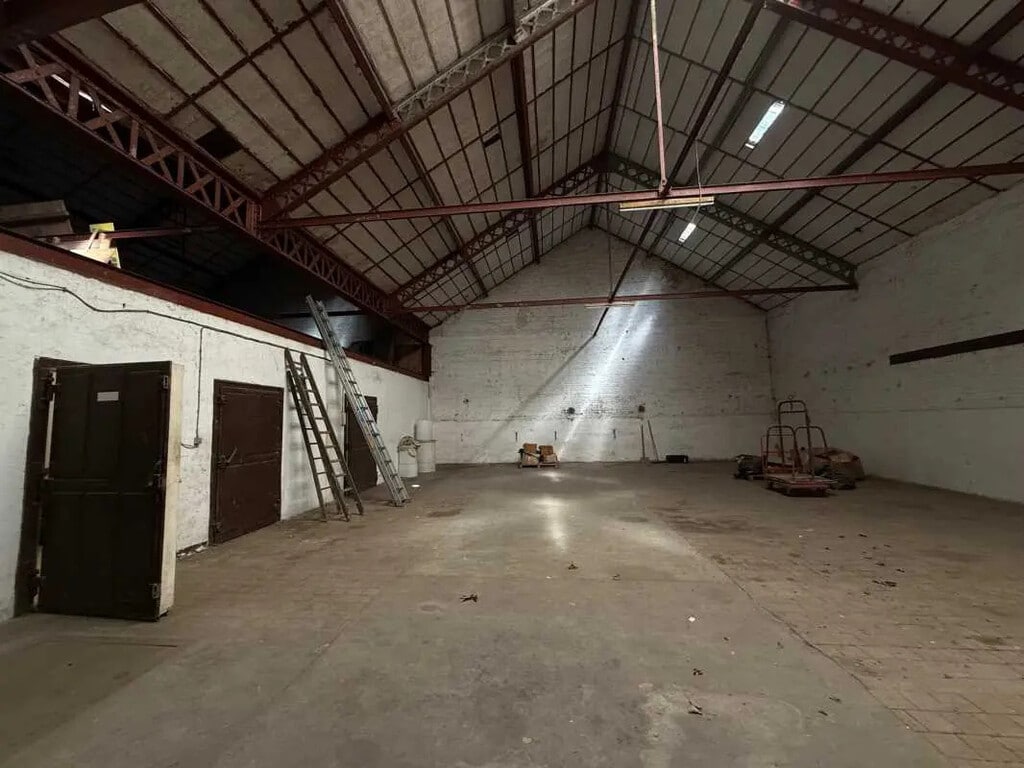 Vente Local d'activités 821 m² - Photo 1