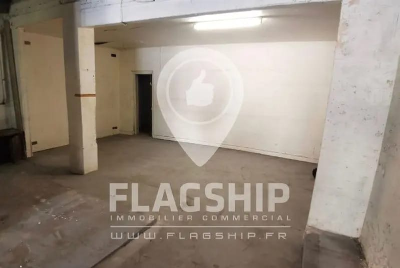 Industrial in Paris to rent - Interior Photo - Image 2 of 5