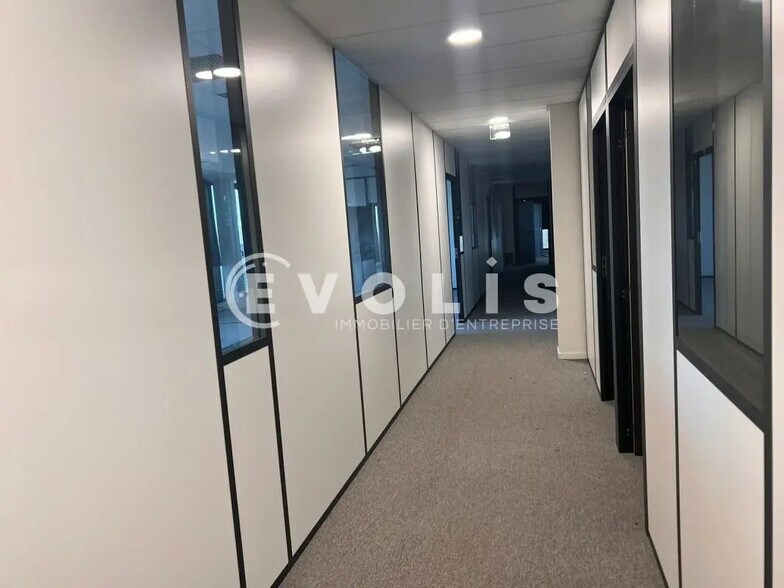 Office in Bordeaux to rent - Interior Photo - Image 3 of 7