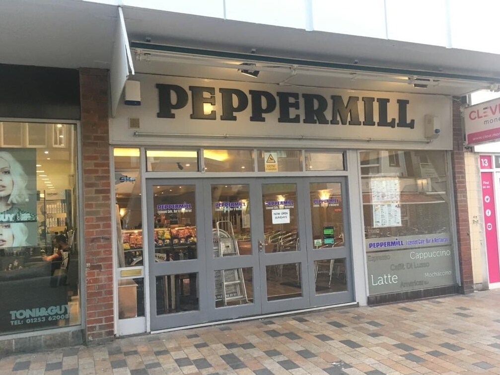 15 Birley St, Blackpool to rent Building Photo- Image 1 of 2