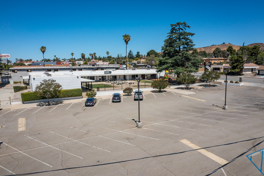 1170 W Ramsey St, Banning, CA for rent - Building Photo - Image 3 of 28