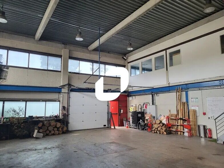 Light Industrial in Mérignac to rent - Interior Photo - Image 3 of 10