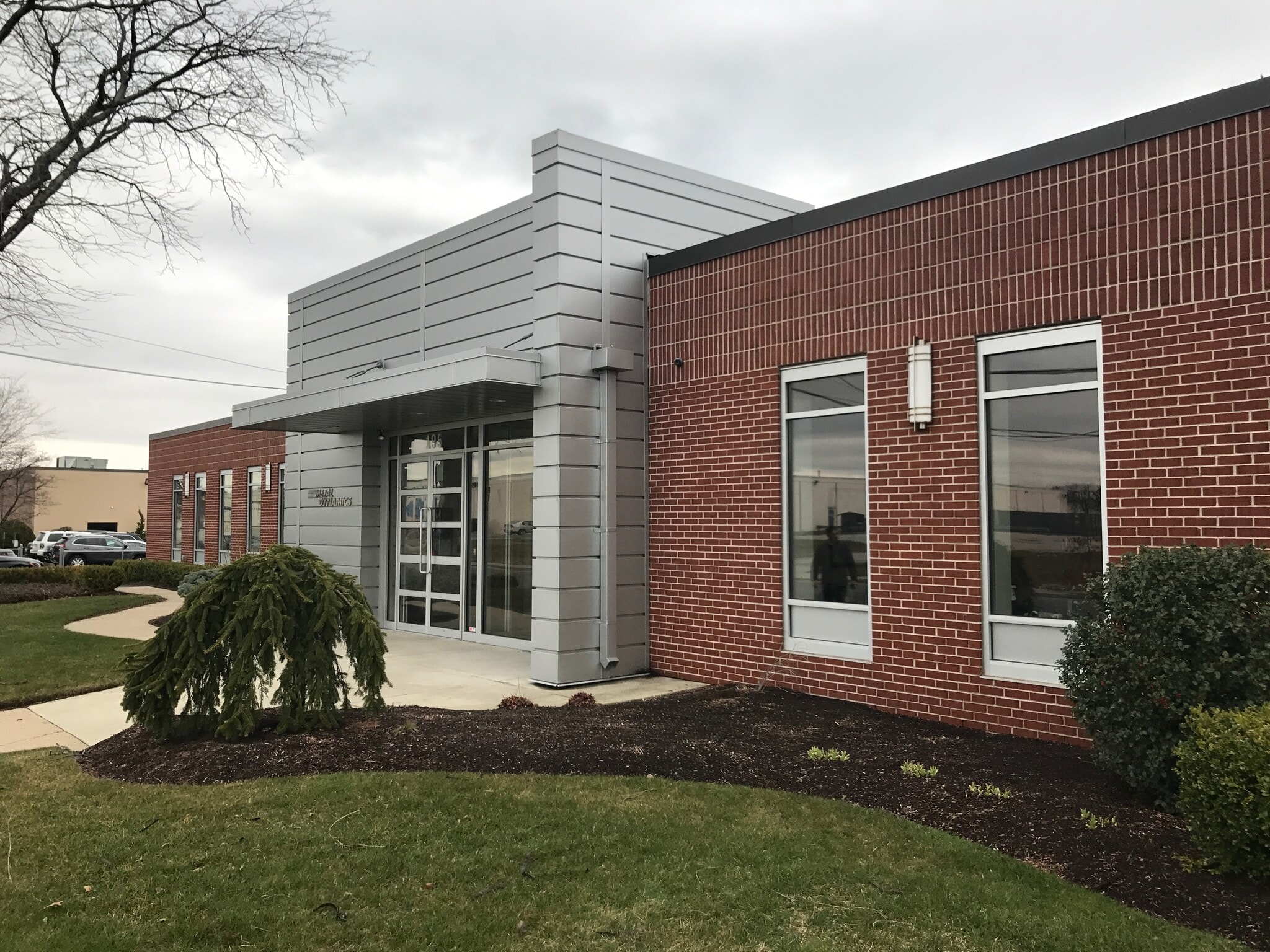 195 Dupont Dr, Providence, RI to rent Interior Photo- Image 1 of 8