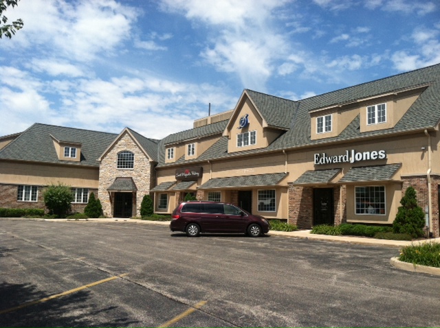 207 E Church St, Sandwich, IL for sale - Primary Photo - Image 1 of 13