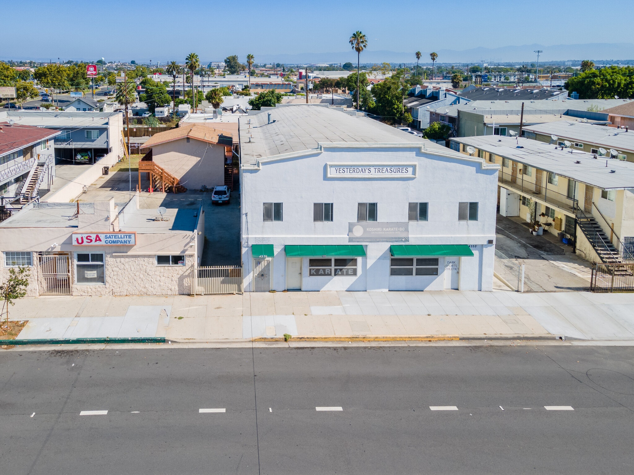 4333-4335 W 147th St, Lawndale, CA for rent Building Photo- Image 1 of 13