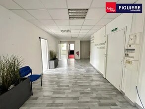 30 avenue Henri Malacrida, Aix-en-Provence to rent Interior Photo- Image 2 of 4