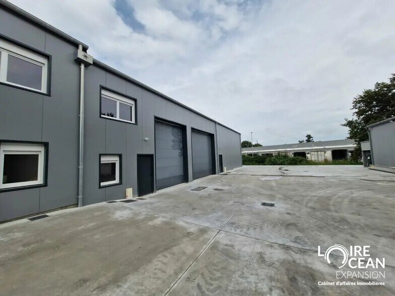 Light Industrial in Thouaré-sur-Loire to rent - Building Photo - Image 2 of 3