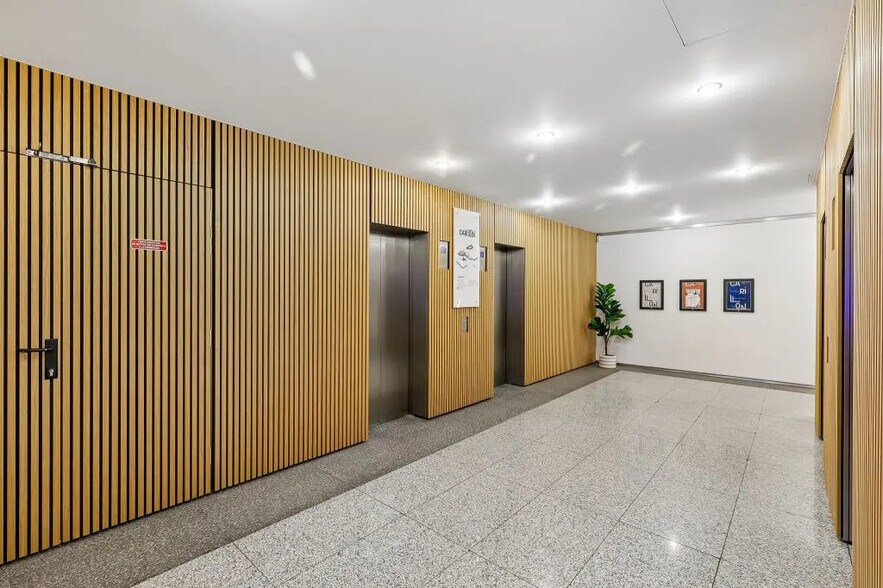 6-20 Esplanade Charles De Gaulle, Nanterre to rent - Building Photo - Image 3 of 9