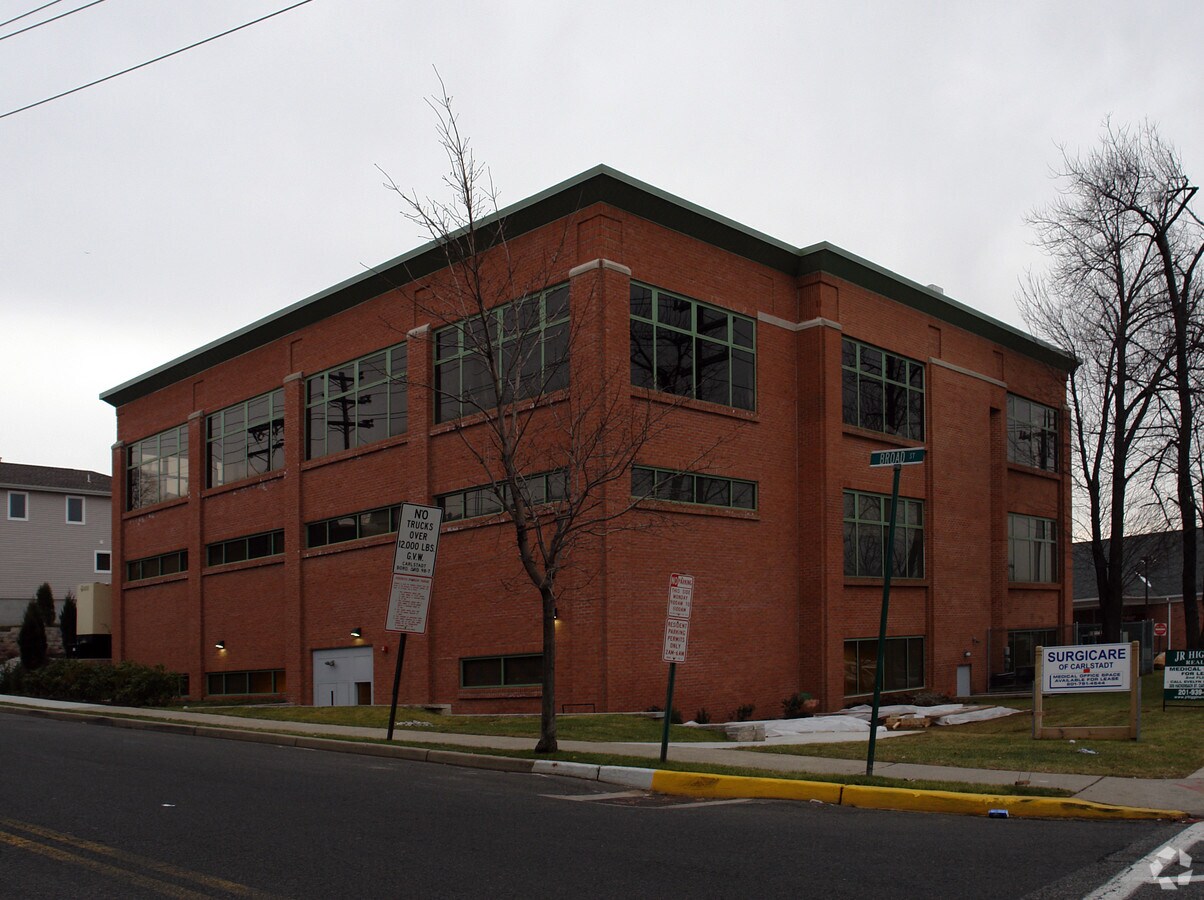 630 Broad St, Carlstadt 07072 OfficeMedical for Rent