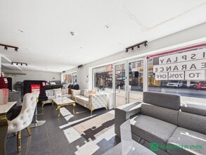 115A-115B Midland Rd, Bedford to rent Interior Photo- Image 1 of 7