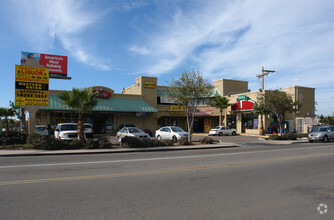 688 Hollister St, San Diego, CA for rent Primary Photo- Image 1 of 5