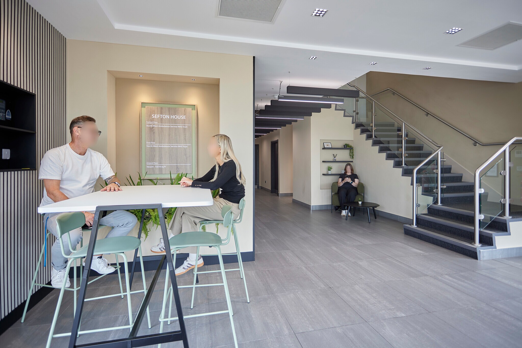 Northgate Clos, Bolton to rent Building Photo- Image 1 of 7