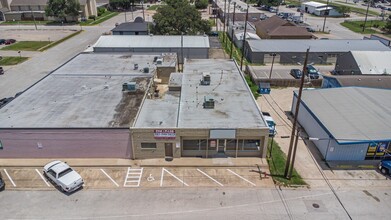 818 Avenue B, Katy, TX for rent Building Photo- Image 1 of 17