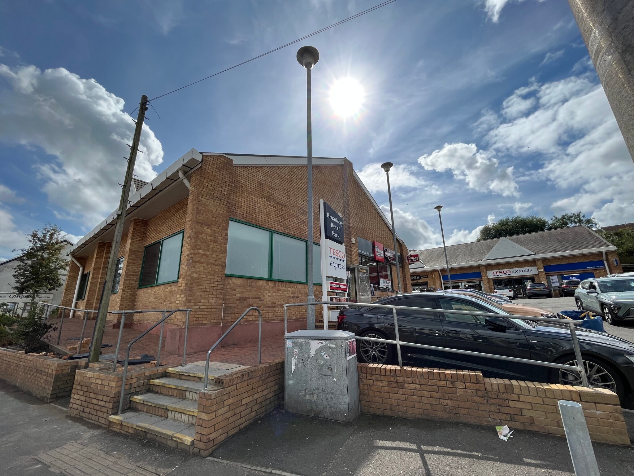 Broadway, Pontypridd to rent Interior Photo- Image 1 of 11