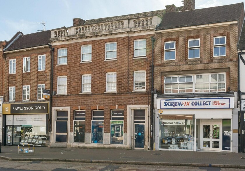 15-17 Bridge St, Pinner for rent - Building Photo - Image 1 of 7