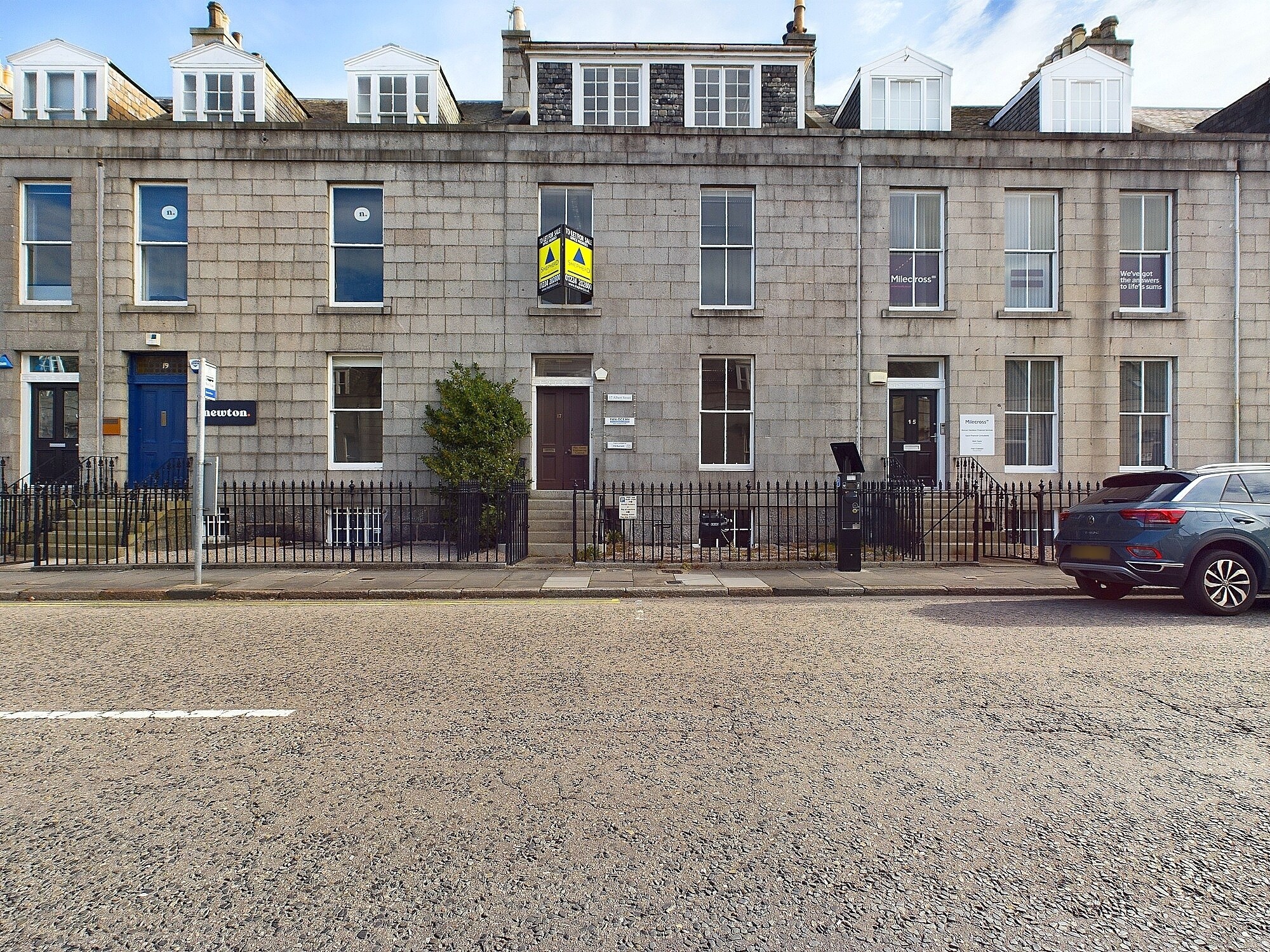 17 Albert St, Aberdeen to rent Building Photo- Image 1 of 9