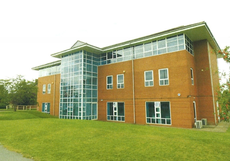 Newcastle Rd, Stoke On Trent to rent - Building Photo - Image 2 of 3