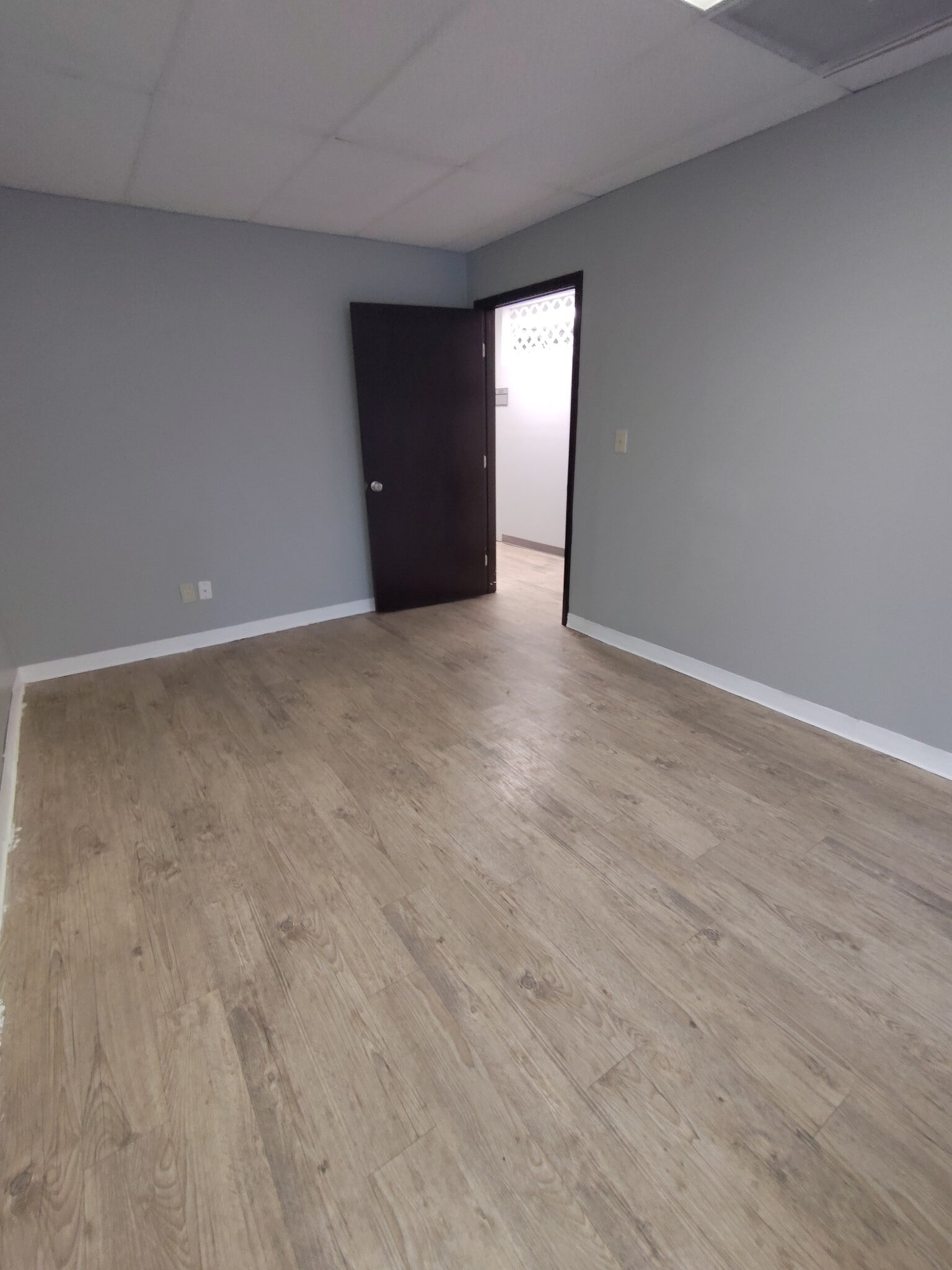 2523 Roosevelt Hwy, College Park, GA to rent Building Photo- Image 1 of 3