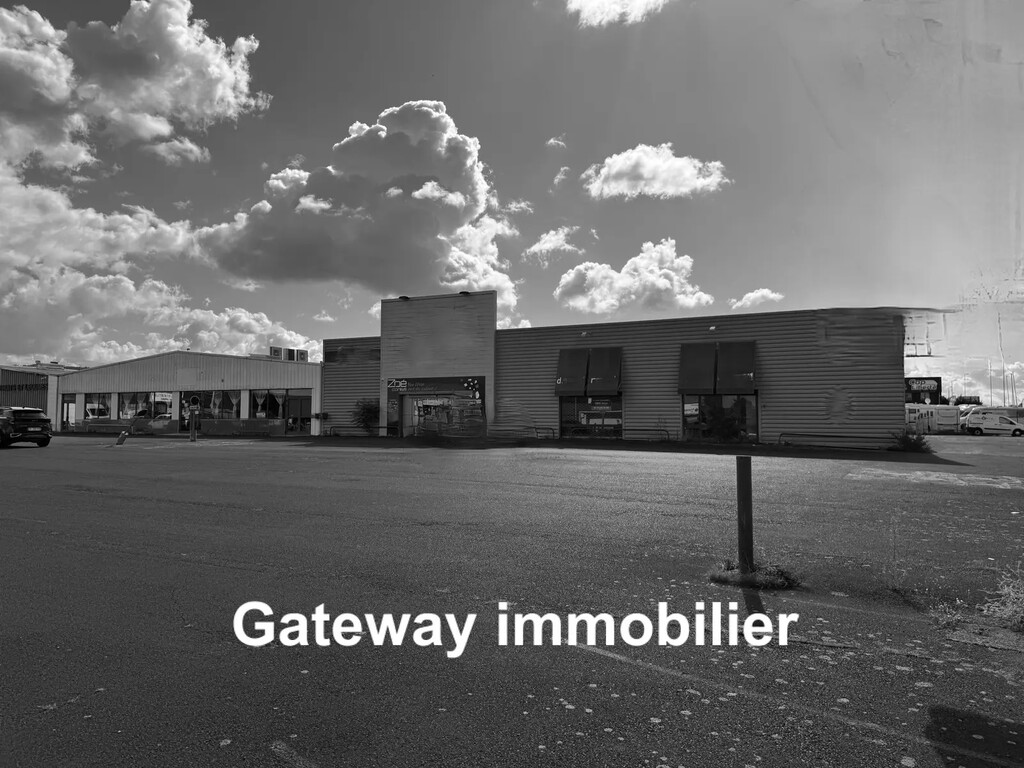 Vente Entrepôt 1 094 m² - Photo 1
