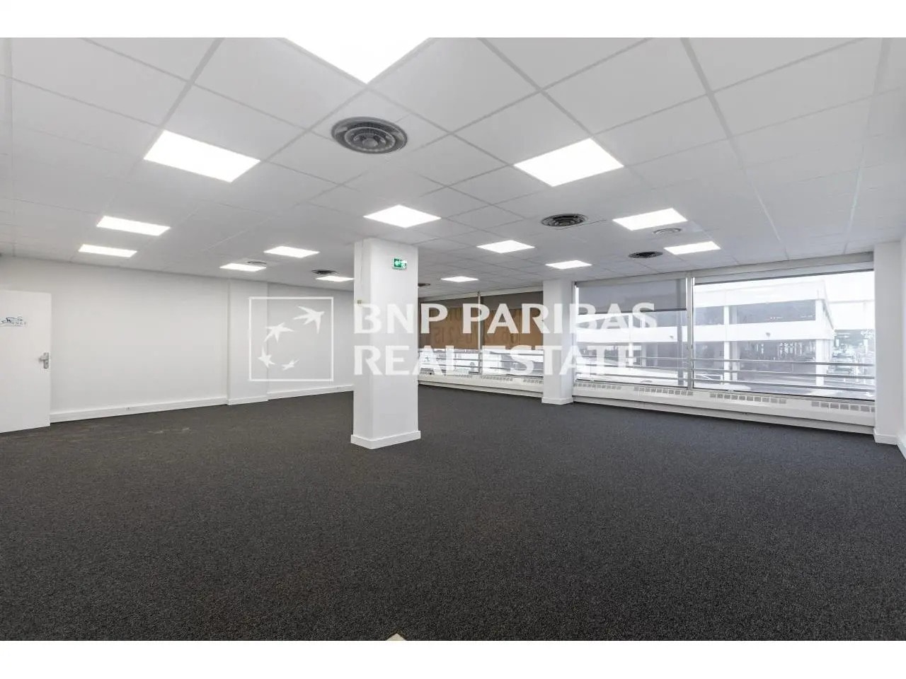 Office in Rosny-sous-Bois to rent Interior Photo- Image 1 of 18