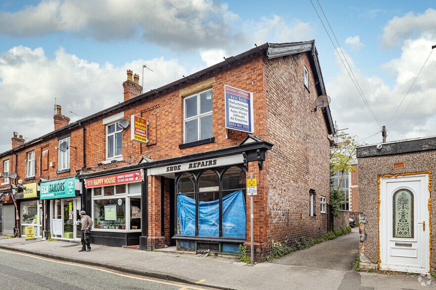 4 Woodfield Rd, Altrincham to rent - Building Photo - Image 3 of 4