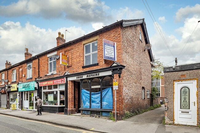 More details for 4 Woodfield Rd, Altrincham - Retail to Rent