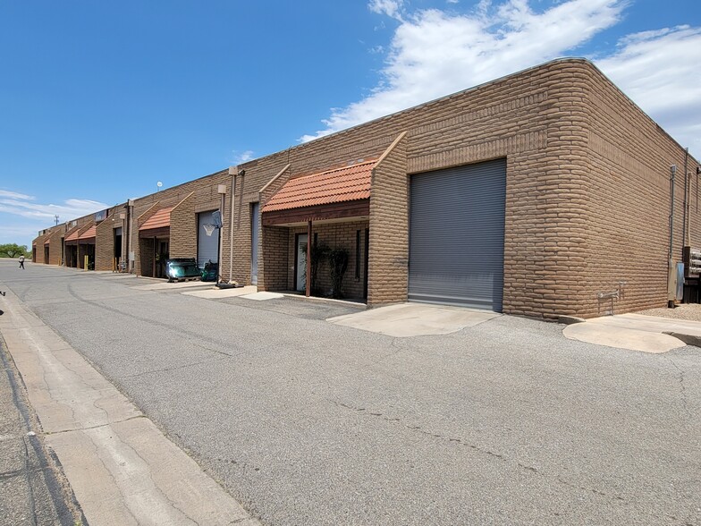 4148 Industry Dr, Sierra Vista, AZ for rent - Building Photo - Image 3 of 4