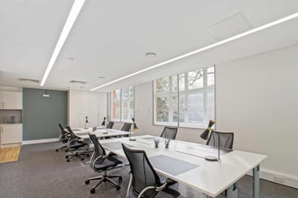 90-94 Fleet St, London to rent Interior Photo- Image 1 of 10