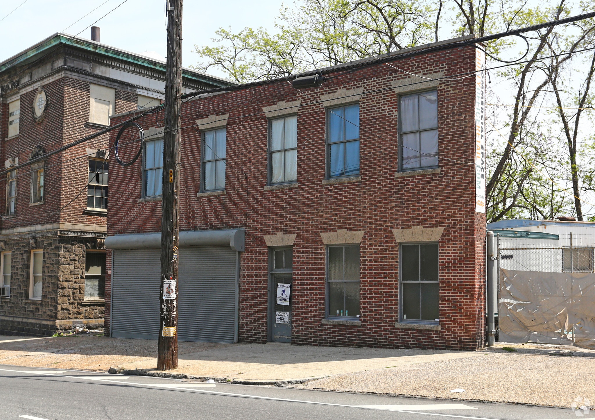 212 W Roberts Ave, Philadelphia, PA to rent Building Photo- Image 1 of 8