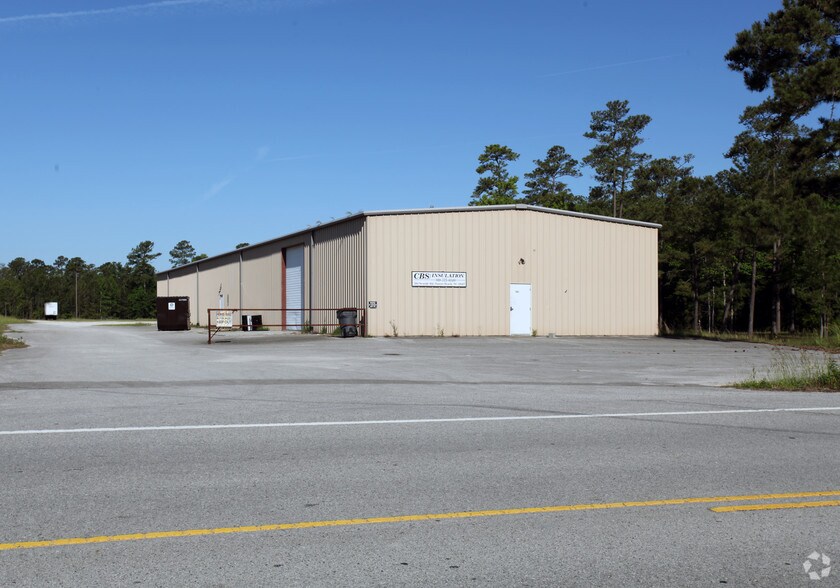 582 Seaside Rd, Sunset Beach, NC for sale - Primary Photo - Image 1 of 1