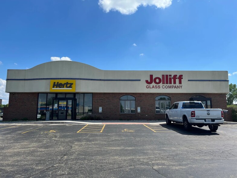 1700 W Pioneer Pky, Peoria, IL for rent - Building Photo - Image 1 of 1