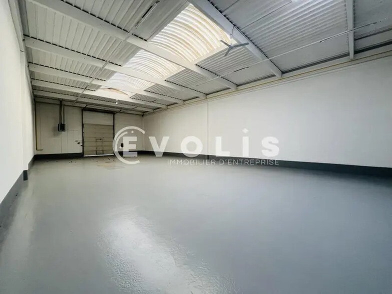Light Industrial in Bonneuil-sur-Marne to rent - Interior Photo - Image 3 of 14