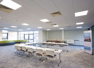 Kings Hedges Rd, Cambridge to rent Interior Photo- Image 2 of 2