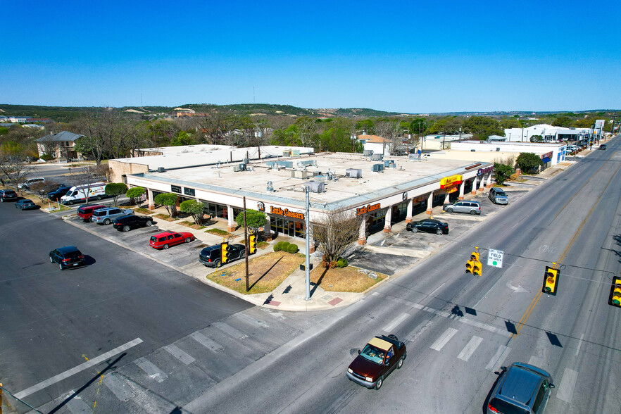 423-429 Main St, Kerrville, TX for sale - Building Photo - Image 1 of 1