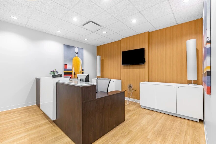 260 Peachtree St NW, Atlanta, GA to rent - Interior Photo - Image 2 of 28