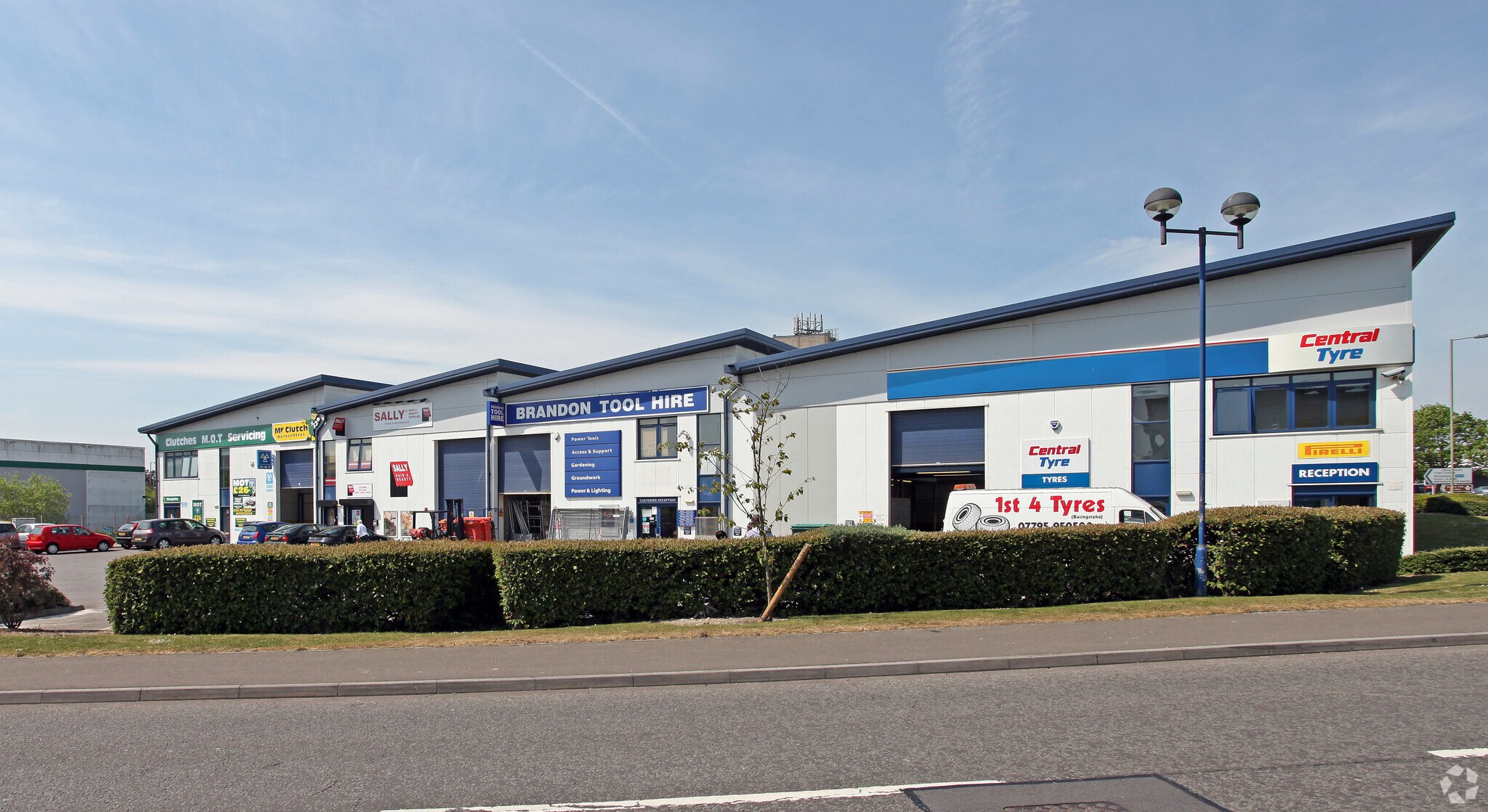 Knights Park Rd, Basingstoke for sale Primary Photo- Image 1 of 1