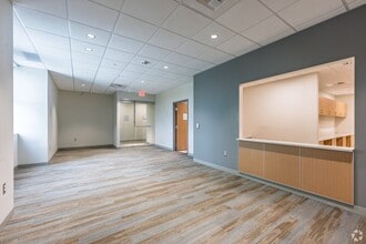 39000 W Seven Mile Rd, Livonia, MI to rent Building Photo- Image 1 of 5