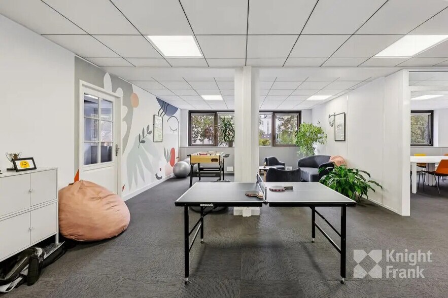 242 Boulevard Jean Jaurès, Boulogne-Billancourt to rent - Interior Photo - Image 3 of 17