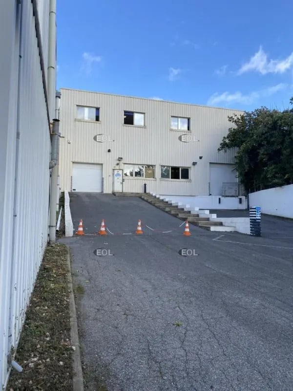 Industrial in Bagnolet to rent Building Photo- Image 1 of 6