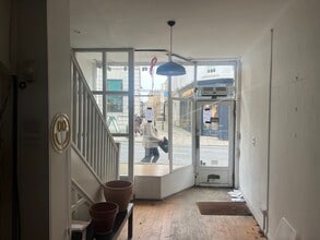 10 Hill St, Richmond to rent Interior Photo- Image 1 of 2