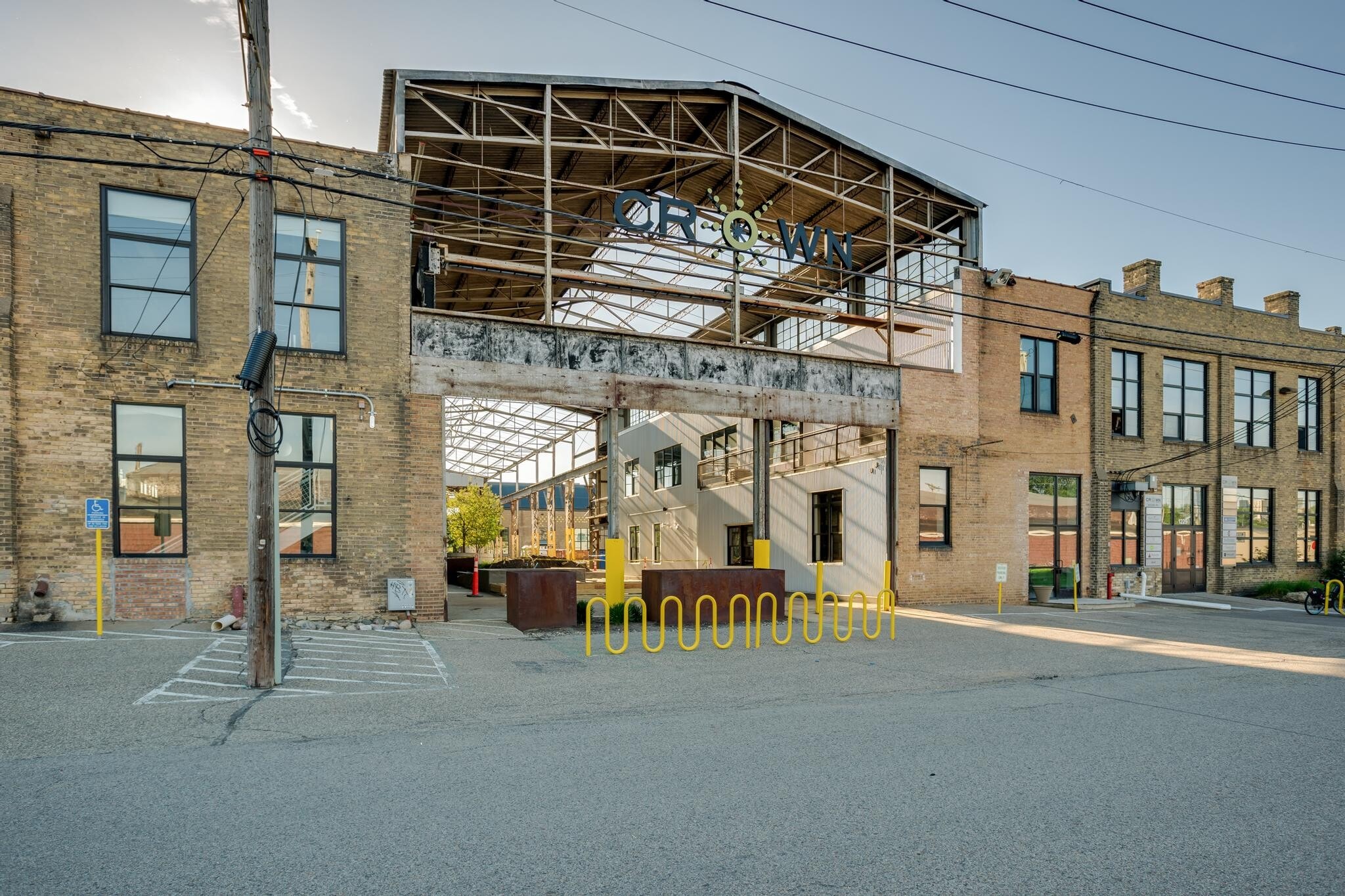 1331 NE Tyler St, Minneapolis, MN to rent Building Photo- Image 1 of 7