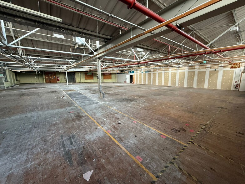 69 Upper Accommodation Rd, Leeds to rent - Interior Photo - Image 3 of 5