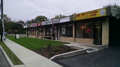 1225-1235 Grundy Ave, Holbrook, NY for rent Building Photo- Image 1 of 4