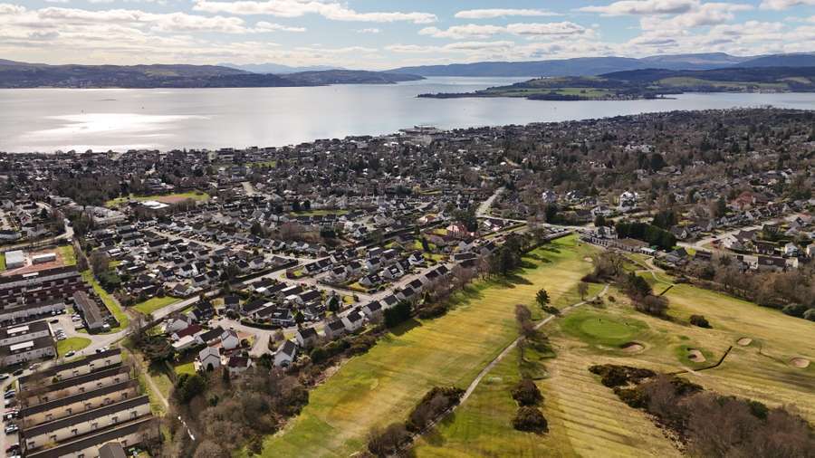 25 East Abercromby St, Helensburgh for sale Building Photo- Image 1 of 1