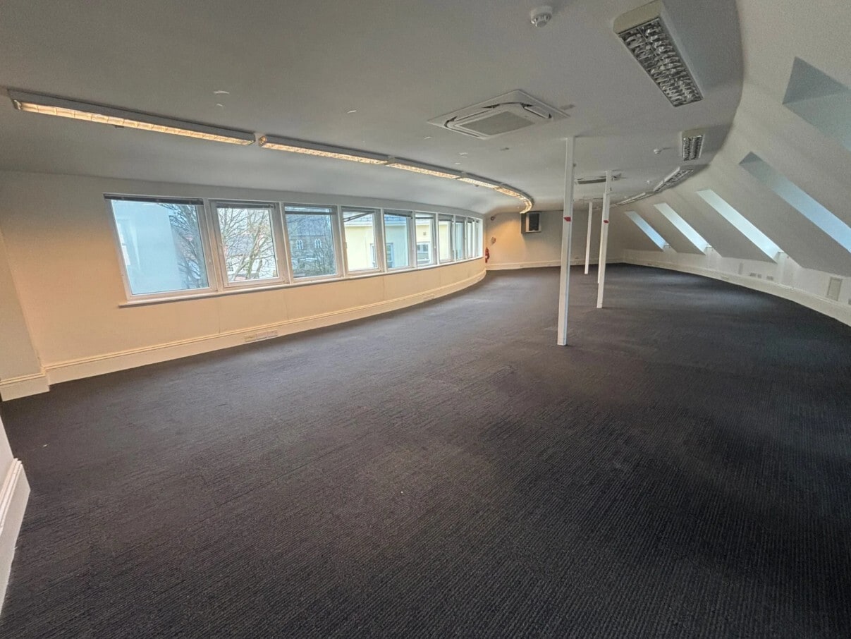 La Route Des Camps, Guernsey to rent Interior Photo- Image 1 of 9