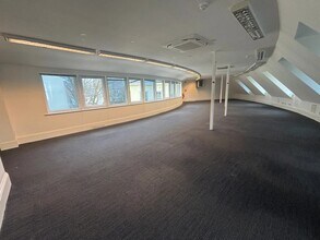 La Route Des Camps, Guernsey to rent Interior Photo- Image 1 of 9